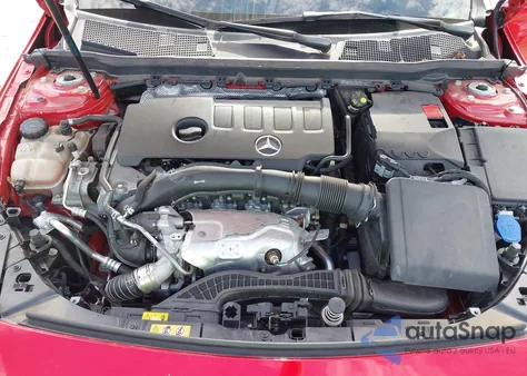 2019 Mercedes-Benz A 220 4Matic z USA, uszkodzony, nr VIN WDD3G4FB2KW025190